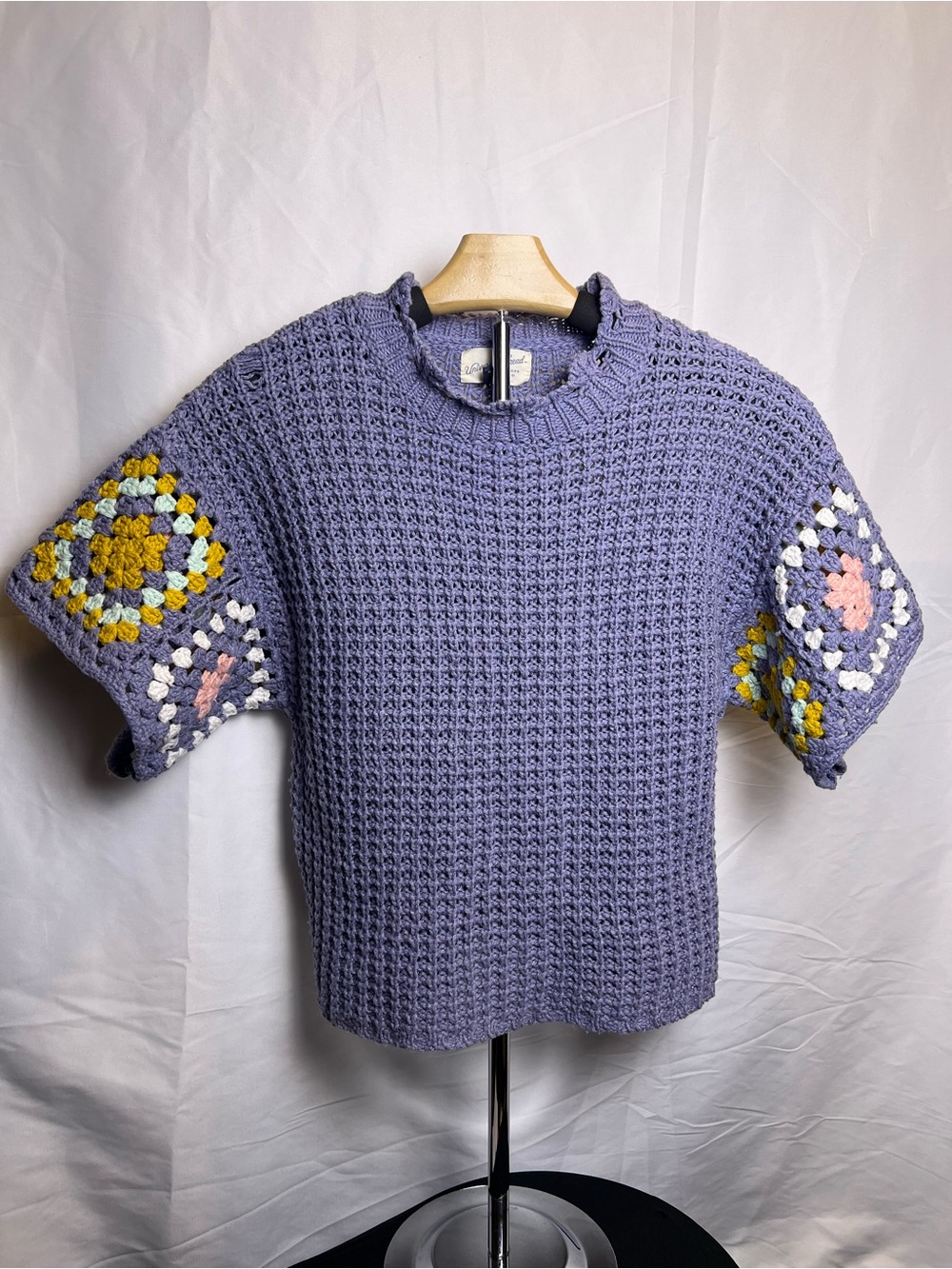 Crochet Short-Sleeve Sweater with Color Block Lilac Granny-Square Sleeves